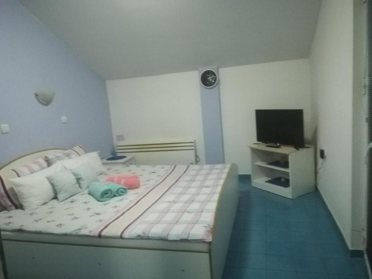 Karoski Apartments & Suites Ochryda Zewnętrze zdjęcie