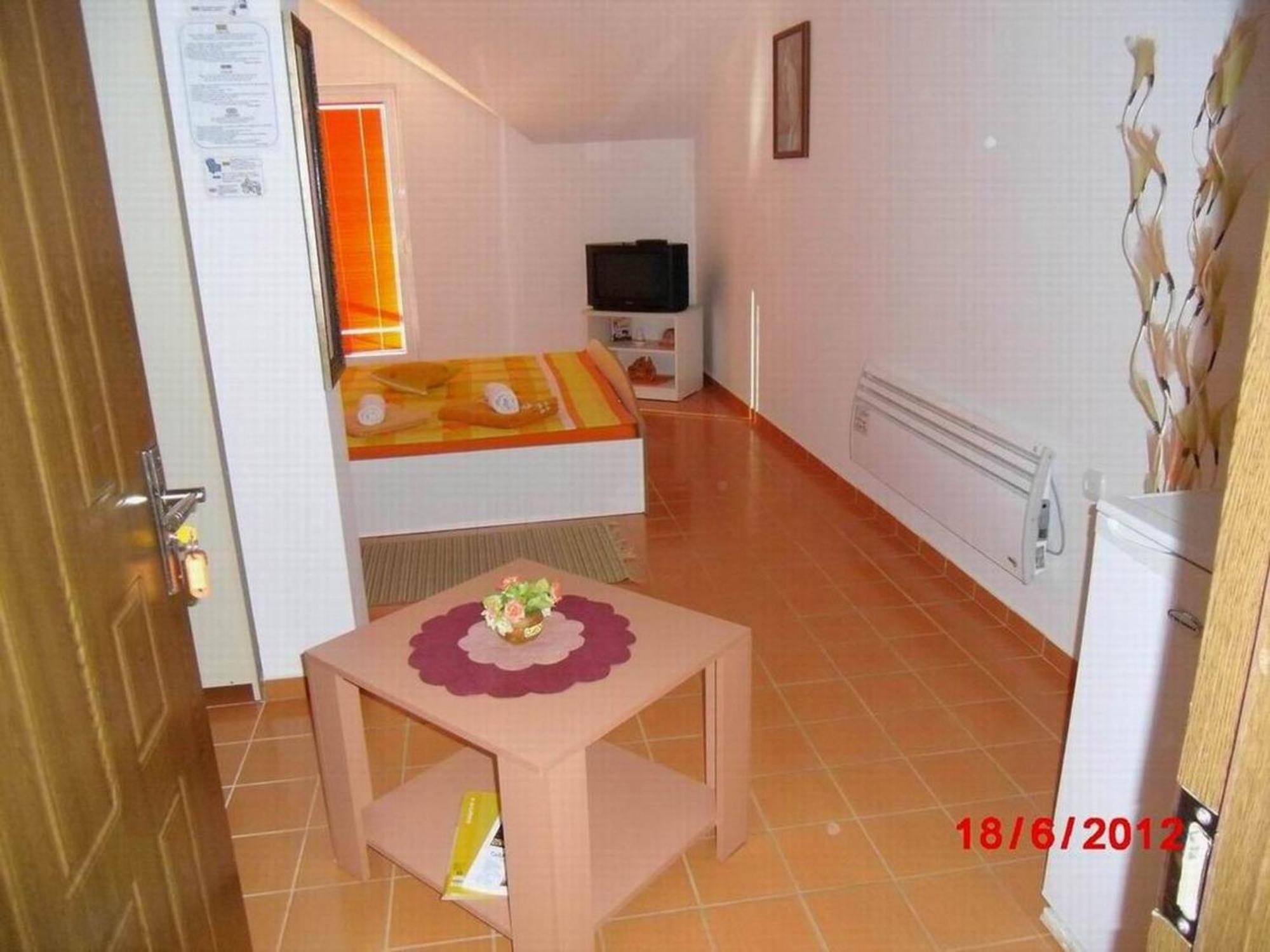 Karoski Apartments & Suites Ochryda Zewnętrze zdjęcie